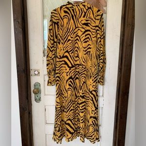 Yellow zebra print long sleeve high collar midi dress size small by Moodie